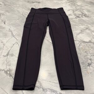 Lululemon Black Athletic Leggings with Pockets Size 4